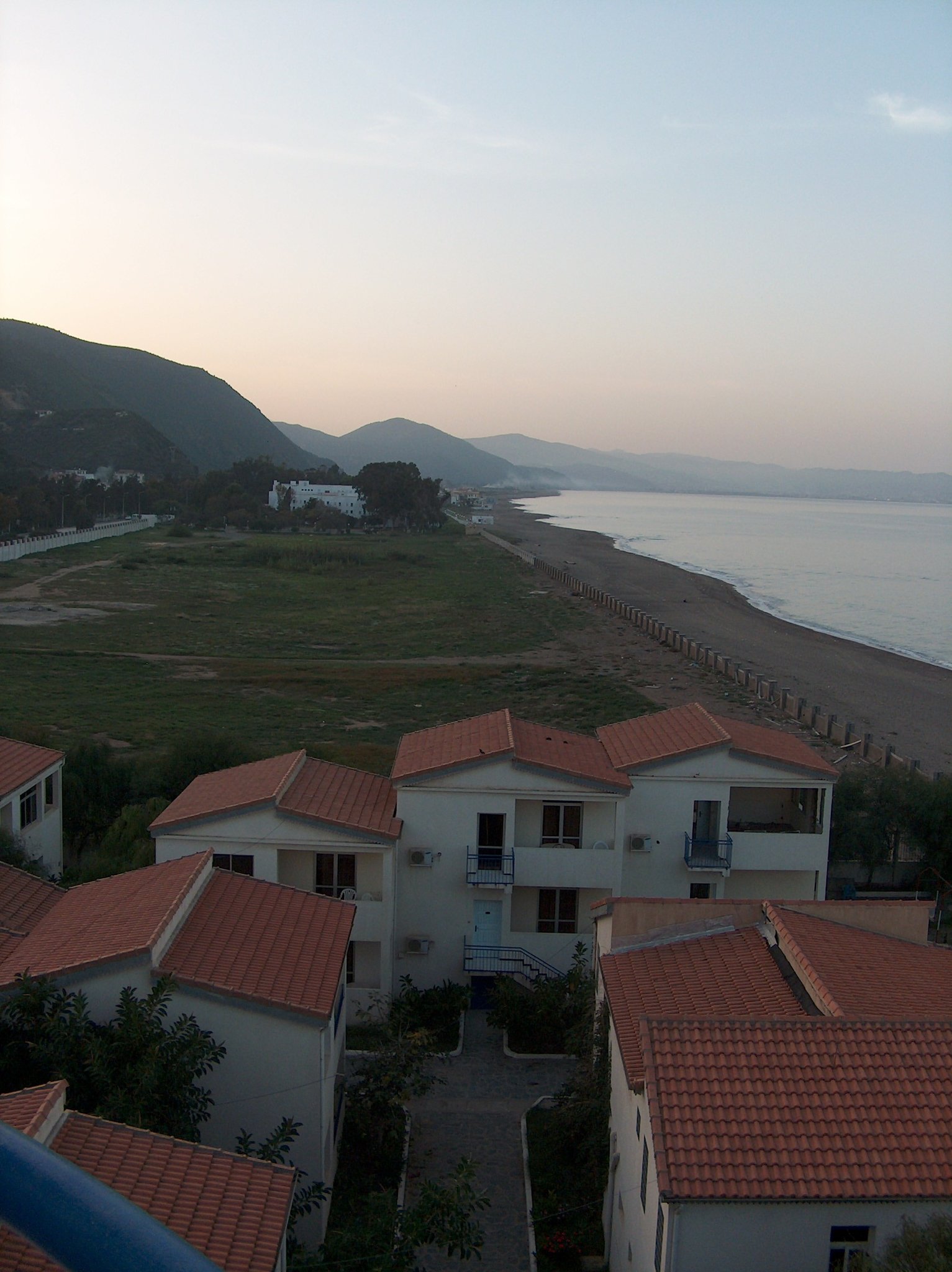 AKWABA 8.AfrikaTage (7) Lesung mit Dr. Akli Kebaili aus Algerien