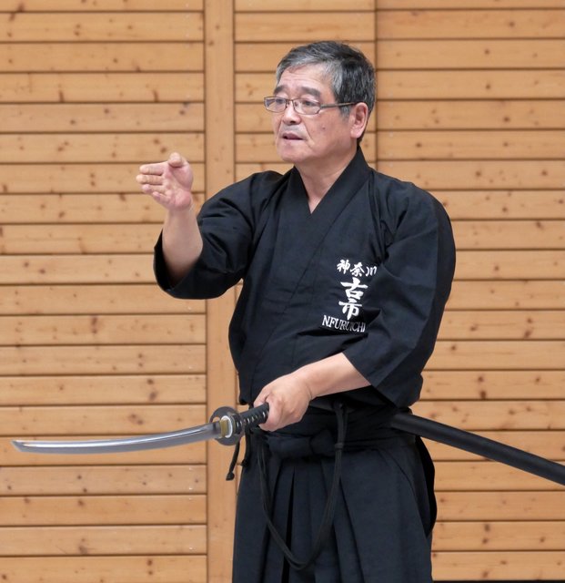 Norio Furuichi, Iaido 8. Dan, leitete das Sommerseminar 2016 in Stegaurach.