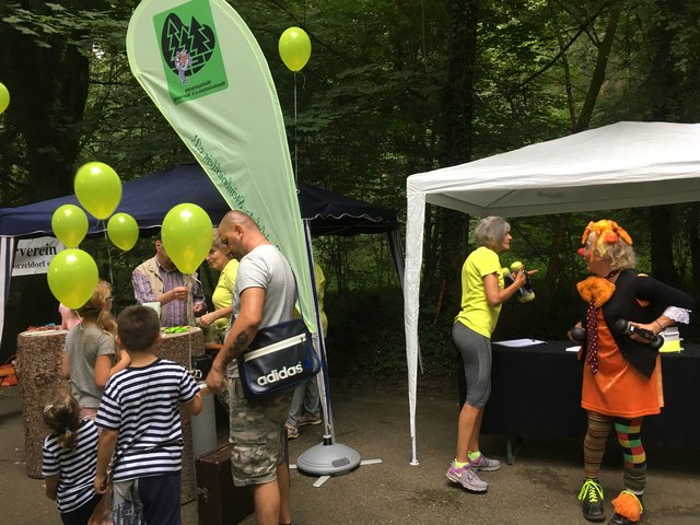 Am Stand des Waldspielplatz | Foto: Hans Werner Borde