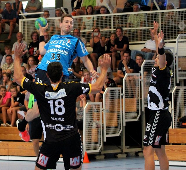 (Foto: hl-studios, Erlangen): Nikolai Link auch gegen Handball Bregenz stark im Angriff