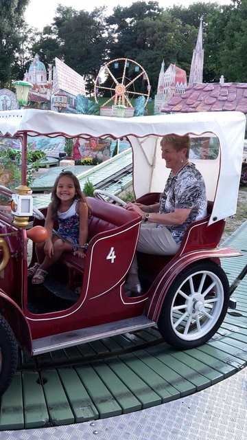 "Das Nürnberger Volksfest macht jung und alt einen riesen Spaß.", findet Janette Müller. | Foto: Janette Müller