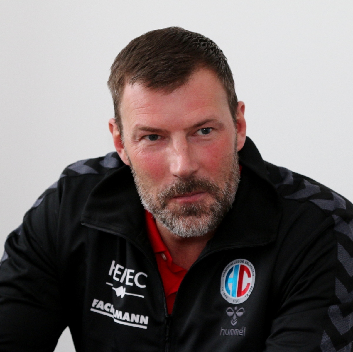 (Foto: hl-studios, Erlangen) HCE-Trainer Robert Andersson: "Das ist wie ein Vier-Punkte-Spiel"