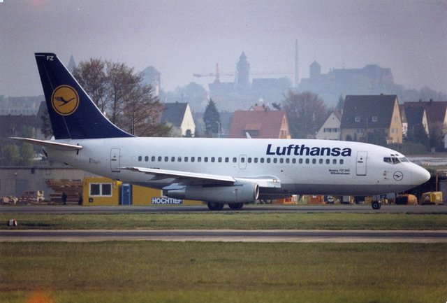 Auch die Boeing 737 setzte Lufthansa auf der Strecke zwischen Nürnberg und Frankfurt regelmäßig ein. | Foto: Airport Nürnberg