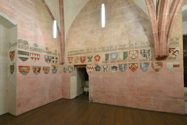 Lauf an der Pegnitz – Wenzelschloss um 1360,
Wappensaal - Ostansicht. | Foto: © Stadtarchiv Lauf / Foto: Artur Kottas