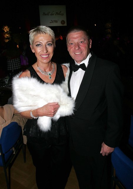Peter Rösch mit Ehefrau Karin, Autolackiererei Peter Rösch. | Foto: © J. König