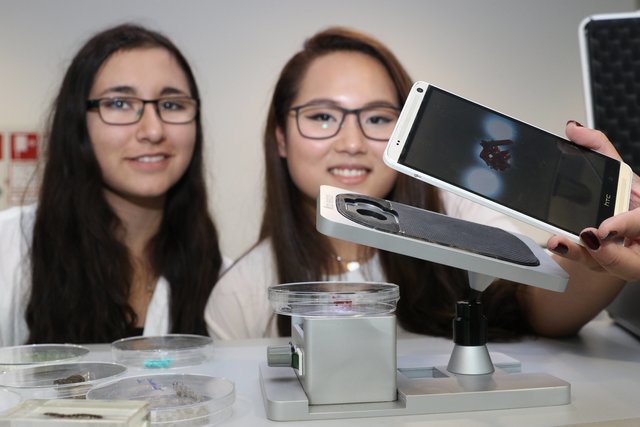 Mobilescope - das Handymikroskop. | Foto: bayernpress