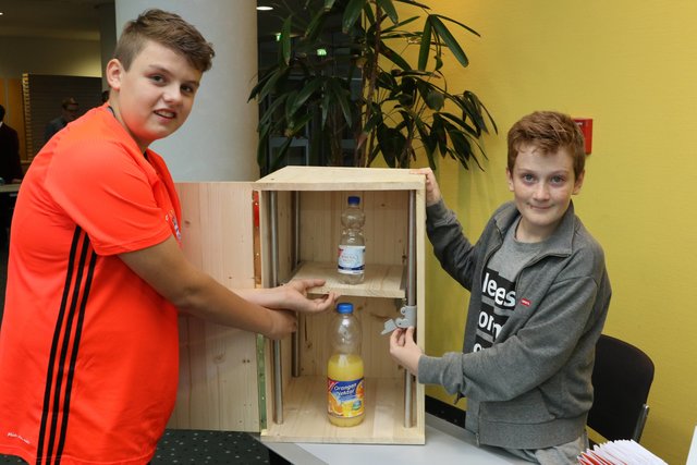 Kühlschrank mit stufenlos verstellbaren Einlegeböden. | Foto: bayernpress