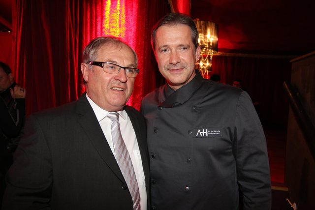    Foto: Udo Dreier - 05.11.2016 - Nürnberg -   Premiere Alexander Herrmann Palazzo - Die aufregende Dinner-Show im Spiegelpalast - Spielzeit 2016 bis 2017 - www.palazzo.org | Foto: © bayernpress/Udo Dreier