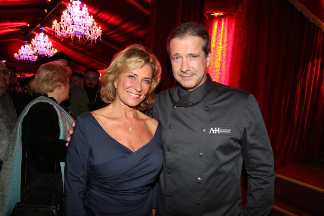    Foto: Udo Dreier - 05.11.2016 - Nürnberg -   Premiere Alexander Herrmann Palazzo - Die aufregende Dinner-Show im Spiegelpalast - Spielzeit 2016 bis 2017 - www.palazzo.org | Foto: © bayernpress/Udo Dreier