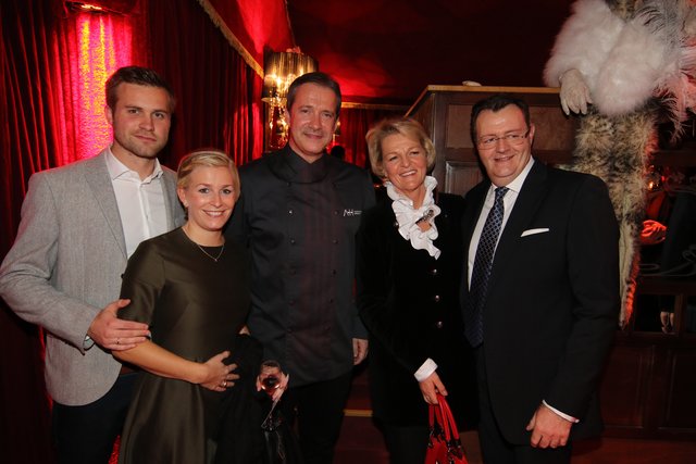    Foto: Udo Dreier - 05.11.2016 - Nürnberg -   Premiere Alexander Herrmann Palazzo - Die aufregende Dinner-Show im Spiegelpalast - Spielzeit 2016 bis 2017 - www.palazzo.org | Foto: © bayernpress/Udo Dreier