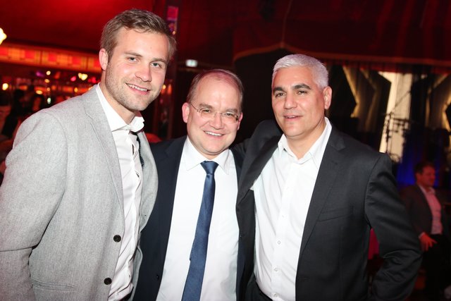    Foto: Udo Dreier - 05.11.2016 - Nürnberg -   Premiere Alexander Herrmann Palazzo - Die aufregende Dinner-Show im Spiegelpalast - Spielzeit 2016 bis 2017 - www.palazzo.org | Foto: © bayernpress/Udo Dreier