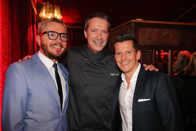    Foto: Udo Dreier - 05.11.2016 - Nürnberg -   Premiere Alexander Herrmann Palazzo - Die aufregende Dinner-Show im Spiegelpalast - Spielzeit 2016 bis 2017 - www.palazzo.org | Foto: © bayernpress/Udo Dreier