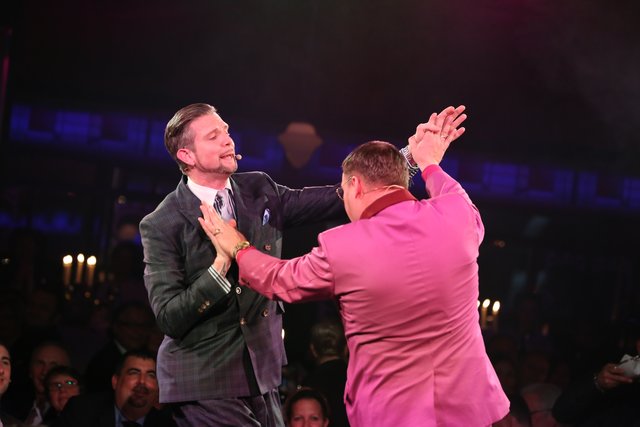    Foto: Udo Dreier - 05.11.2016 - Nürnberg -   Premiere Alexander Herrmann Palazzo - Die aufregende Dinner-Show im Spiegelpalast - Spielzeit 2016 bis 2017 - www.palazzo.org | Foto: © bayernpress/Udo Dreier