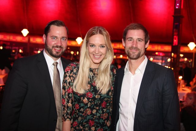   Foto: Udo Dreier - 05.11.2016 - Nürnberg -   Premiere Alexander Herrmann Palazzo - Die aufregende Dinner-Show im Spiegelpalast - Spielzeit 2016 bis 2017 - www.palazzo.org | Foto: © bayernpress/Udo Dreier