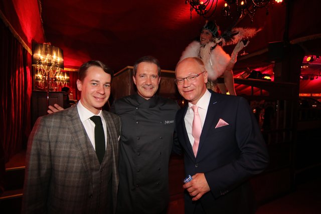    Foto: Udo Dreier - 05.11.2016 - Nürnberg -   Premiere Alexander Herrmann Palazzo - Die aufregende Dinner-Show im Spiegelpalast - Spielzeit 2016 bis 2017 - www.palazzo.org | Foto: © bayernpress/Udo Dreier