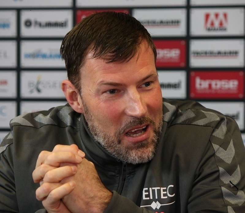 (Foto: hl-studios, Erlangen) - HC Erlangen - Robert Andersson: der HBW Balingen-Weilstetten wird uns alles abverlangen
