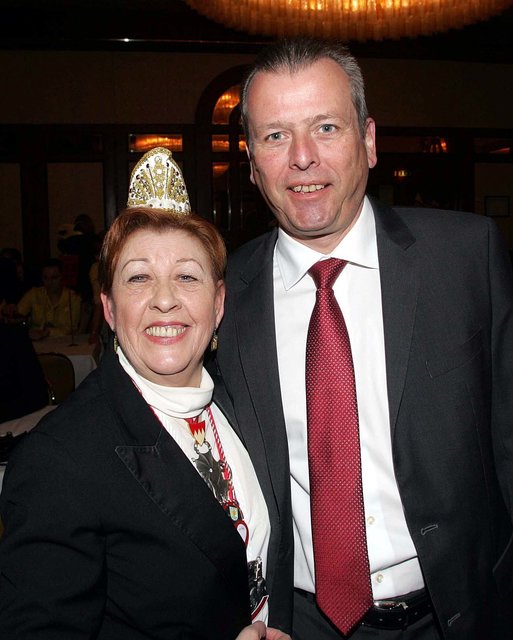 Die Präsidentin des Festausschuss Nürnberger Fastnacht (FAN) Angelika Wimmer mit Nürnbergs Oberbürgermeister Dr. Ulrich Maly. | Foto: © Joachim König