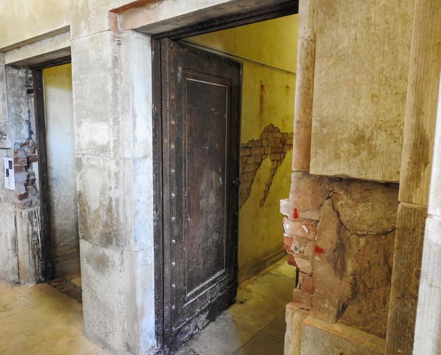 Im Inneren der Steintribüne. | Foto: Nicole Fuchsbauer