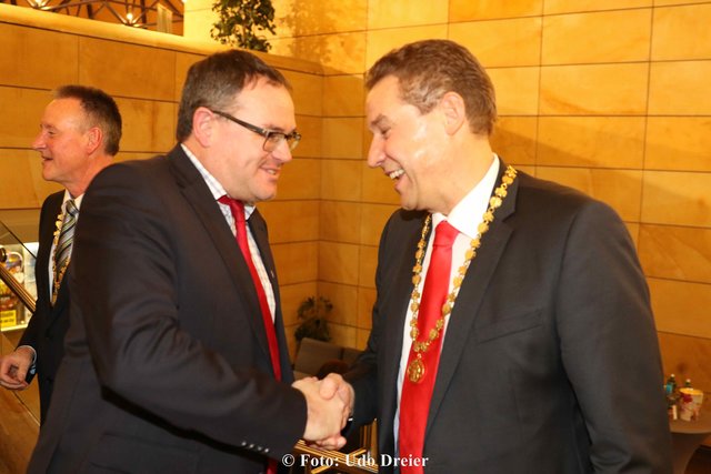 Rund 1.000 Gäste aus Politik, Wirtschaft, Kultur, von Vereinen und Verbänden waren der Einladung zum Jahresgespräch 2017 der Stadt Fürth gefolgt. | Foto: Udo Dreier