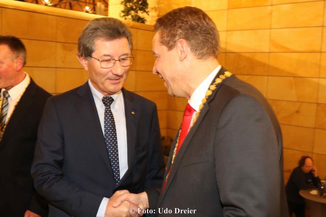 Rund 1.000 Gäste aus Politik, Wirtschaft, Kultur, von Vereinen und Verbänden waren der Einladung zum Jahresgespräch 2017 der Stadt Fürth gefolgt. | Foto: Udo Dreier