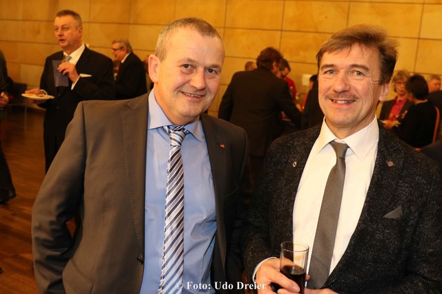 Rund 1.000 Gäste aus Politik, Wirtschaft, Kultur, von Vereinen und Verbänden waren der Einladung zum Jahresgespräch 2017 der Stadt Fürth gefolgt. | Foto: Udo Dreier