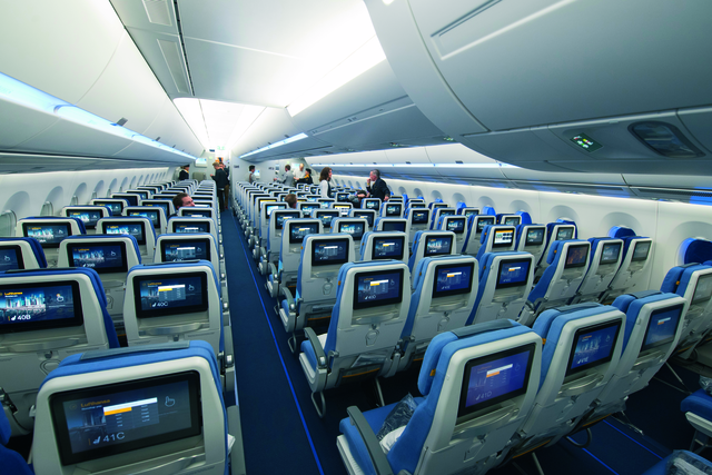 Blick ins Innere des neuen Airbus A350-900. | Foto: Stephan Goerlich / FMG