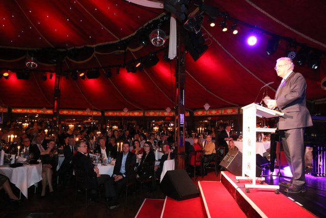 Auch Bayerns Innenminister Joachim Herrmann gratulierte zu 30 Jahren Lokalradio in Nürnberg. | Foto: JRB
