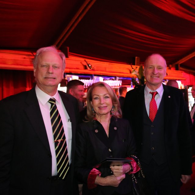 Polizeipräsident Johann Rast (l.), Ursula Müller-Oschmann und Achim Mletzko, Fraktionsvorsitzender Bündnis 90/Die Grünen, Nürnberg.