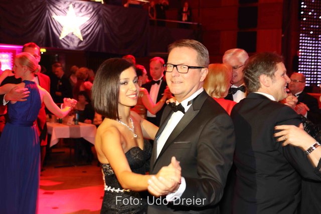    Foto: Udo Dreier - 11.02.2017 - Nürnberg - Meistersingerhalle - Ball der Union - CSU-Ball mit Staatsminister Dr. Markus Söder und Stargast Vicky Leandros und Band - 
