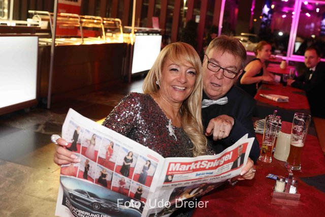    Foto: Udo Dreier - 11.02.2017 - Nürnberg - Meistersingerhalle - Ball der Union - CSU-Ball mit Staatsminister Dr. Markus Söder und Stargast Vicky Leandros und Band - 
