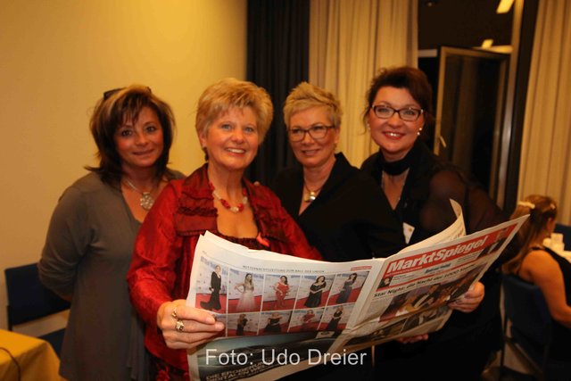    Foto: Udo Dreier - 11.02.2017 - Nürnberg - Meistersingerhalle - Ball der Union - CSU-Ball mit Staatsminister Dr. Markus Söder und Stargast Vicky Leandros und Band - 