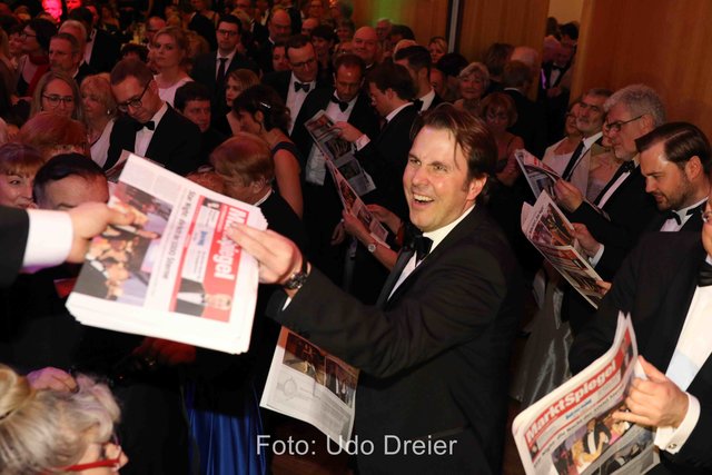    Foto: Udo Dreier - 11.02.2017 - Nürnberg - Meistersingerhalle - Ball der Union - CSU-Ball mit Staatsminister Dr. Markus Söder und Stargast Vicky Leandros und Band - 