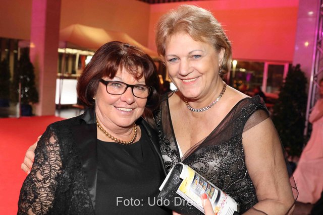    Foto: Udo Dreier - 11.02.2017 - Nürnberg - Meistersingerhalle - Ball der Union - CSU-Ball mit Staatsminister Dr. Markus Söder und Stargast Vicky Leandros und Band - 