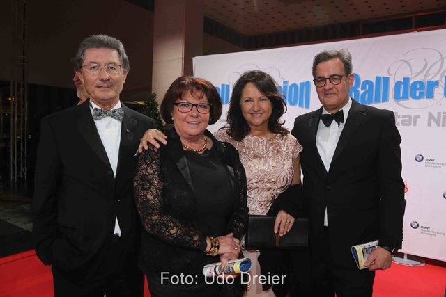    Foto: Verena Dreier - 11.02.2017 - Nürnberg - Meistersingerhalle - Ball der Union - CSU-Ball mit Staatsminister Dr. Markus Söder und Stargast Vicky Leandros und Band - 