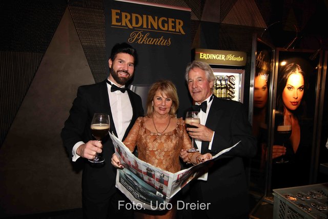   Foto: Udo Dreier - 11.02.2017 - Nürnberg - Meistersingerhalle - Ball der Union - CSU-Ball mit Staatsminister Dr. Markus Söder und Stargast Vicky Leandros und Band - 