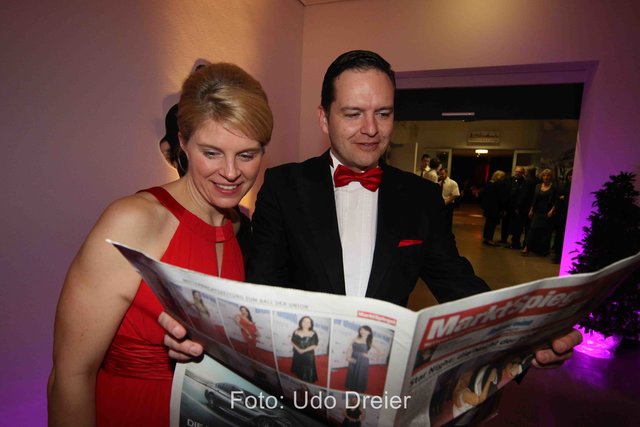    Foto: Udo Dreier - 11.02.2017 - Nürnberg - Meistersingerhalle - Ball der Union - CSU-Ball mit Staatsminister Dr. Markus Söder und Stargast Vicky Leandros und Band - 