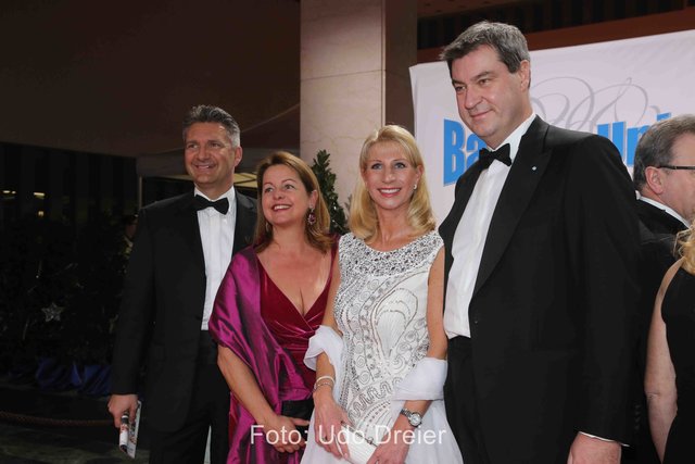    Foto: Verena Dreier - 11.02.2017 - Nürnberg - Meistersingerhalle - Ball der Union - CSU-Ball mit Staatsminister Dr. Markus Söder und Stargast Vicky Leandros und Band - 