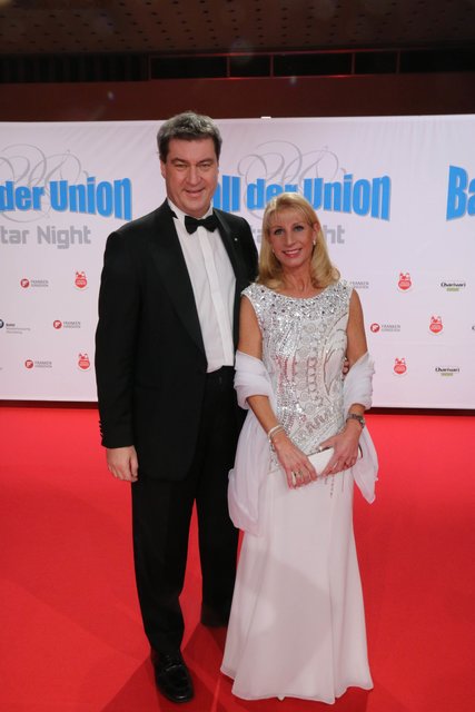 Markus Söder mit Ehefrau Karin beim Ball der Union. | Foto: bayernpress / John R. Braun