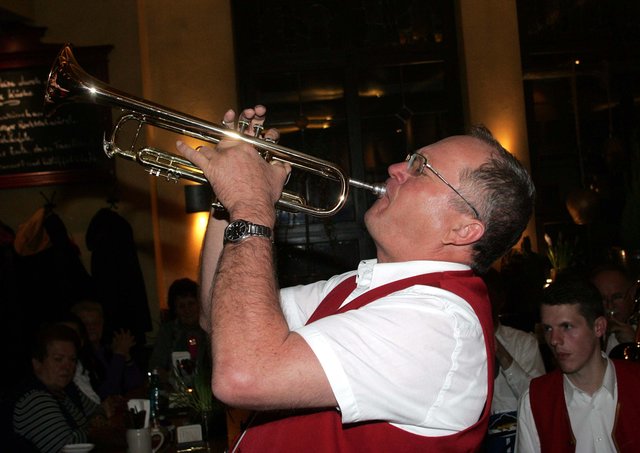 Die Gäste durften sich über erstklassige Wirtshausmusik mit traditionellen Instrumenten freuen. | Foto: © Jochen König