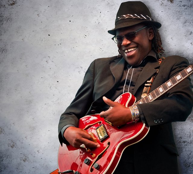 Joe Louis Walker ist mit allen Blues-Wassern gewaschen. | Foto: Veranstalter