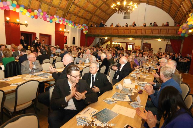Traditionelles Fischessen im Genossenschaftssaalbau in Nürnberg. | Foto: Udo Dreier