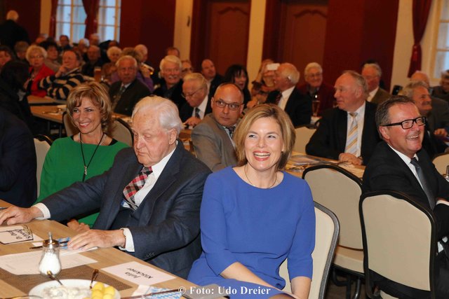 Der CSU Bezirksverband Nürnberg-Fürth-Schwabach lud zu seinem traditionellen Fischessen ein. Gastrednerin war in diesem Jahr Julia Klöckner, Landes- und Fraktionsvorsitzende der CDU in Rheinland-Pfalz sowie stv. Bundesvorsitzende der CDU Deutschlands. | Foto: Udo Dreier