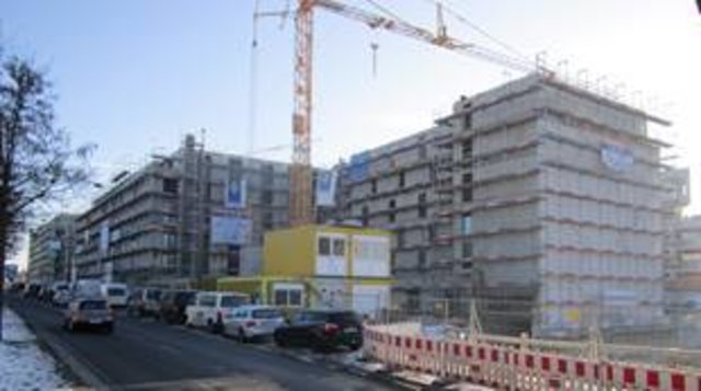 Der Rohbau steht, im Herbst soll das Pflegezentrum fertig sein.