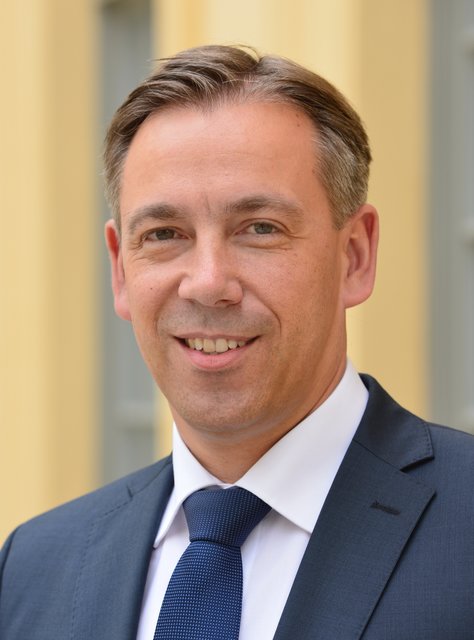 Alexander Tritthart, Landrat des Landkreises Erlangen-Höchstadt: Ich lese MarktSpiegel, weil er den ganzen Landkreis abdeckt, die Bürgerinnen und Bürger dort als Leserreporterinnen und Leserreporter das Wort haben und man gleichzeitig noch einen Blick über den Tellerrand werfen kann, welche Themen die ganze Region bewegen. | Foto: Bernd Böhner