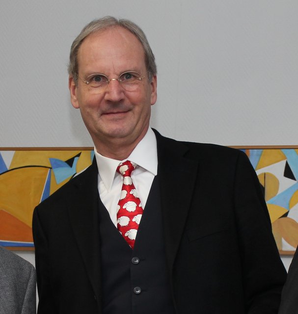 Dr. Roland Hanke, Hospizverein Fürth: Ich lese MarktSpiegel, weil ich mich in der Region zuhause fühle und daran interessiert bin, was in ihr geschieht, und weil ich es schätze, dass der MarktSpiegel meist positive Nachrichten in den Vordergrund stellt, die Beispiel geben. | Foto: oh