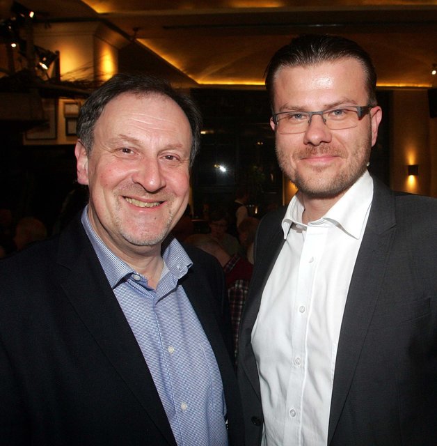 Norbert Küber (l.), stellvertretender Leiter des BR Studio Franken, mit Marcus König, Tierheim Nürnberg Geschäftsführer. | Foto: © Joachim König