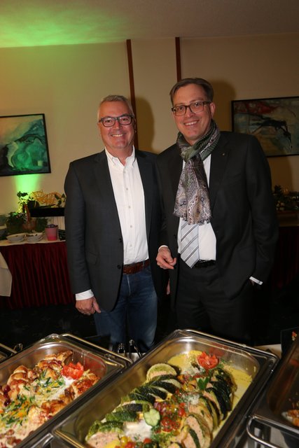 Bernhard Herrmann (l.), Tucher, mit Dr. Thomas Hörlbacher, Tucher'sche Stiftung. | Foto: © John R. Braun