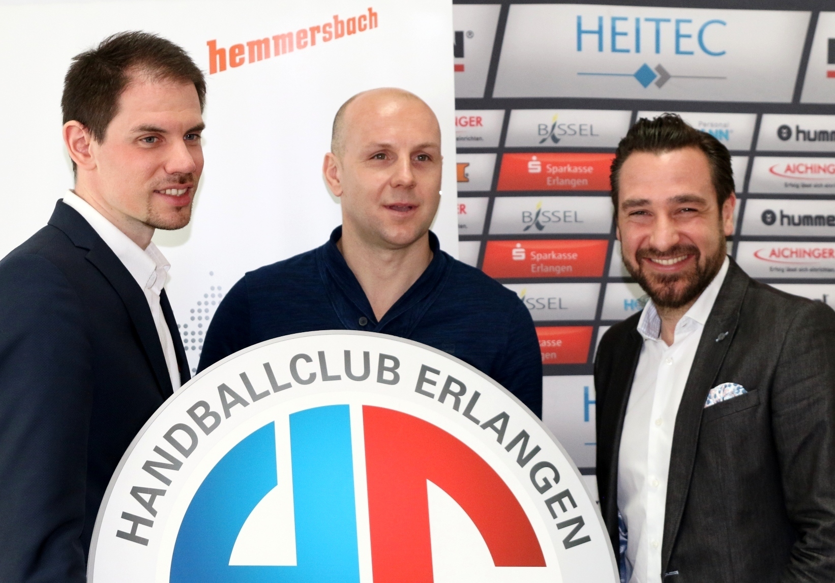 (Foto: HJKrieg, hl-studios, Erlangen): René Selke (HCE), Gorazd Skof und Christian Endisch (Hemmersbach)