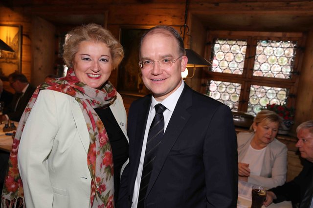 MdL Petra Guttenberger und Stadtrat Sebastian Brehm.