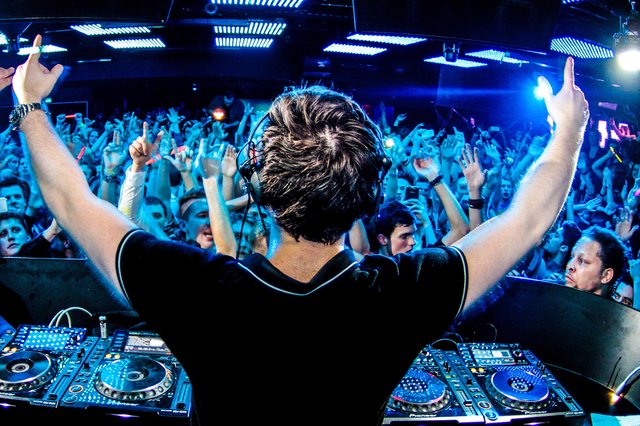 Late-Night-Treff: Die Blaue Clubnacht Mach 1. | Foto: Nicole Fuchsbauer